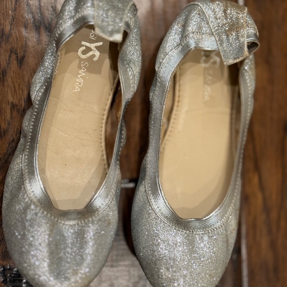 Yosi Samra Miss Samara - Picture 2 of 2